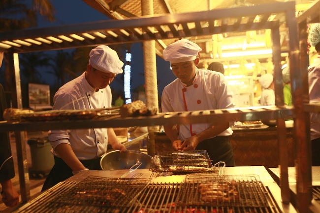 Chợ quê phố biển đón hàng ngàn lượt khách ảnh 4